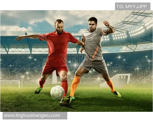 足球明星传球技巧解析与实战应用提升你的球场表现 足球明星传球技巧解析与实战应用提升你的球场表现